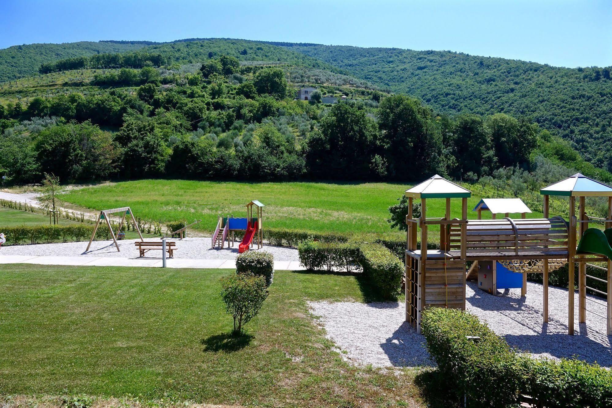 Borgo Di Gallano Valtopina Exteriér fotografie